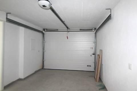 Construção de uma moradia em banda em prestigiada urbanização de Tavira