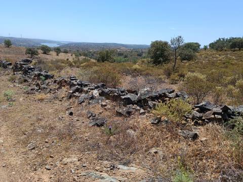 TERRENO COM VISTA RIO - COM 11.920 M2 PRÓXIMO A FOZ DE ODELEITE - CASTRO MARIM - ALGARVE