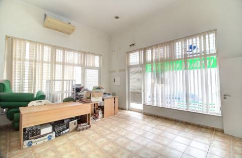 Loja no condomínio Varandas do Guadiana