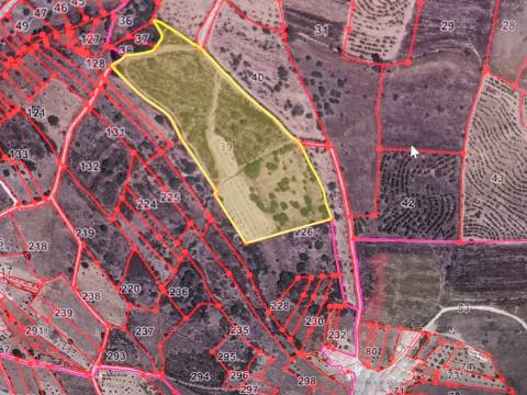 TERRENO COM 28.080 M2 - PLANO - COM POSSIBILIDADE DE CONSTRUIR ARMAZÉM AGRICOLA - CASA BRANCA - BALURCOS - ALCOUTIM - ALGARVE
