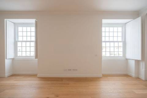 Apartamento T1 à venda em Edifício Pombalino