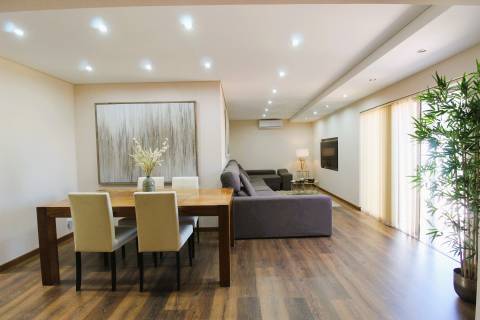 Moradia T3, totalmente renovada, logradouro com vista para a Ria Formosa - 5 minutos da praia - Olhão - Quatrim - Sul