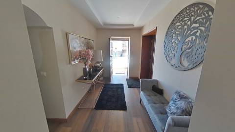 Moradia T3, totalmente renovada, logradouro com vista para a Ria Formosa - 5 minutos da praia - Olhão - Quatrim - Sul