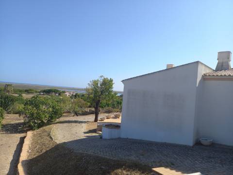 Moradia T3, totalmente renovada, logradouro com vista para a Ria Formosa - 5 minutos da praia - Olhão - Quatrim - Sul