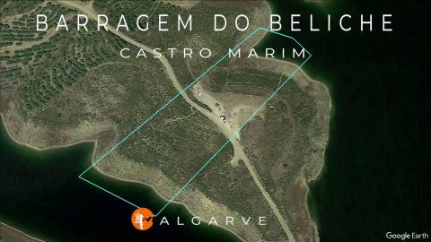TERRENO COM 7.640 M2 - JUNTO AO LAGO COM DUAS FRENTES NA ÁGUA - ALCARIAS GRANDES - CASTRO MARIM - ALGARVE