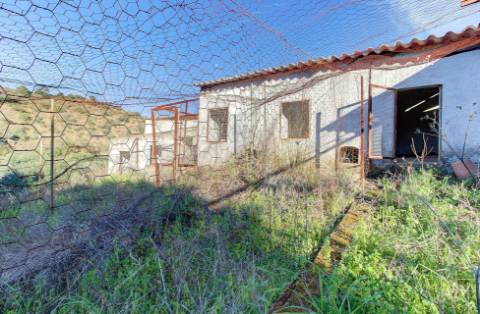 TERRENO RUSTICO COM 1.680 M2 EM FORTES - ODELEITE - CASTRO MARIM - ALGARVE