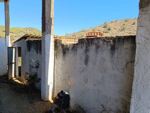 TERRENO RUSTICO COM 1.680 M2 EM FORTES - ODELEITE - CASTRO MARIM - ALGARVE