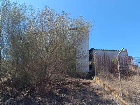 TERRENO RUSTICO COM 1.680 M2 EM FORTES - ODELEITE - CASTRO MARIM - ALGARVE