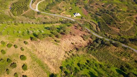 TERRENO RUSTICO COM 11.000 M2 - BONS ACESSOS - ALCARIAS GRANDES - CASTRO MARIM - ALGARVE