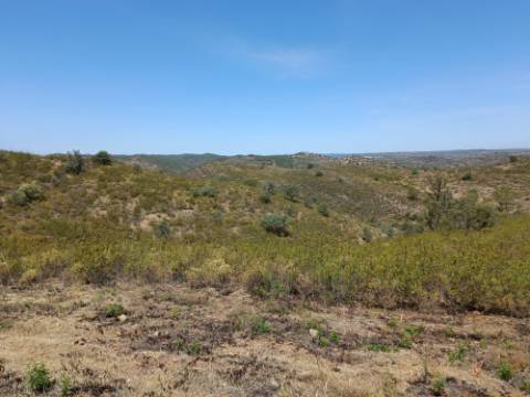 TERRENO COM 19.280 M2 - ALCARIA - ODELEITE - CASTRO MARIM - ALGARVE