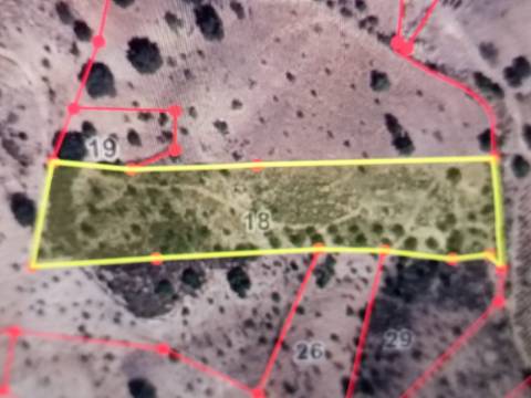 TERRENO COM 8.760 M2 - COM POÇO - EM PISA BARRO - CASTRO MARIM - ALGARVE