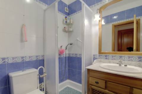 Apartamento T3 espaçoso no centro de Tavira com garagem box!