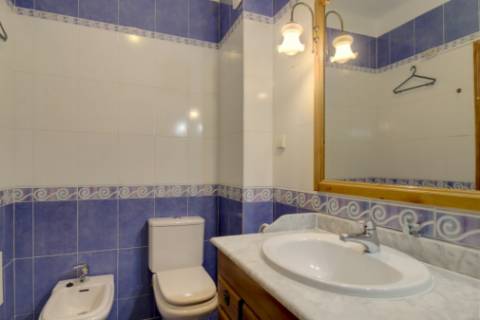 Apartamento T3 espaçoso no centro de Tavira com garagem box!