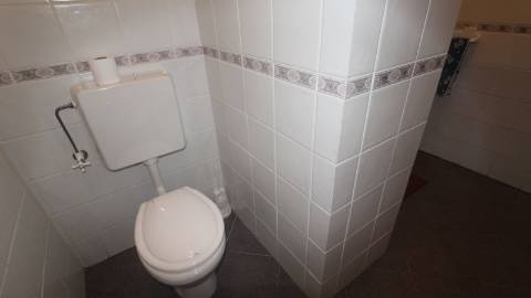 Estabelecimento para Comércio com 80 m2 na baixa de Olhão