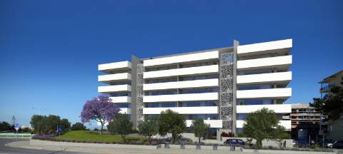 Apartamento com 3 quartos num condomínio dotado de beleza única!