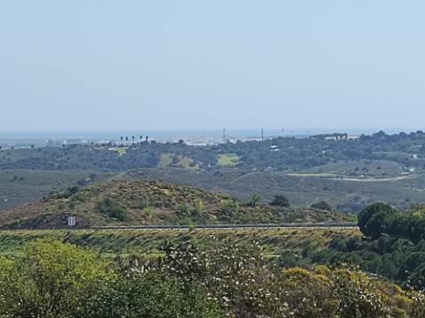 TERRENO COM RUINAS COM 14.040M2 - VISTA MAR E RIO - VALE FRIO - CASTRO MARIM - ALGARVE