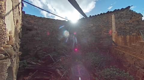 TERRENO COM RUINAS COM 14.040M2 - VISTA MAR E RIO - VALE FRIO - CASTRO MARIM - ALGARVE