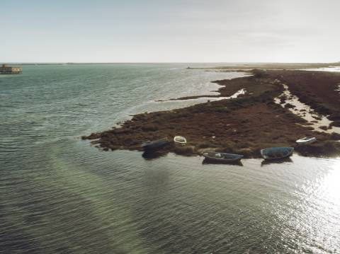 Fantásticas moradias em zona privilegiada da Fuzeta com vista mar!