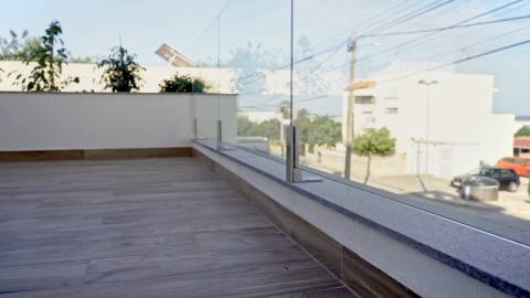 Fantásticas moradias em zona privilegiada da Fuzeta com vista mar!