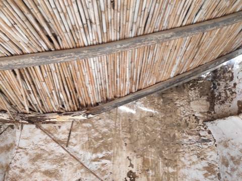 RUÍNA NA CORTE NOVA - 80 M2 - COM PÁTIO - ODELEITE - CASTRO MARIM