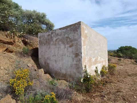 TERRENO COM 26.120 M2 - POSSIBILIDADE DE CONSTRUIR UM ARMAZÉM - RIO SECO - CASTRO MARIM - ALGARVE