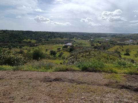 TERRENO COM 26.120 M2 - POSSIBILIDADE DE CONSTRUIR UM ARMAZÉM - RIO SECO - CASTRO MARIM - ALGARVE