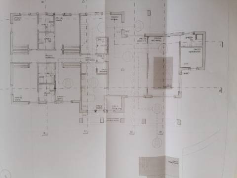 Terreno Urbano para construção de Moradia/s ,8250m2 e 3300m2 de área bruta de construção...