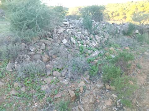 TERRENO COM 145.360 M2 - COM LAGO - POSSIBILIDADE DE CONSTRUÇÃO - TURISMO E HABITAÇÃO - COM VISTA - PRÓXIMO DE ODELEITE - CASTRO MARIM - ALGARVE