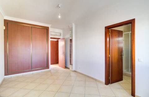 Moradia geminada V4 em Castro Marim