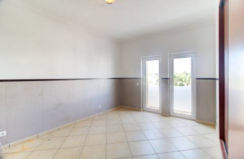 Moradia geminada V4 em Castro Marim