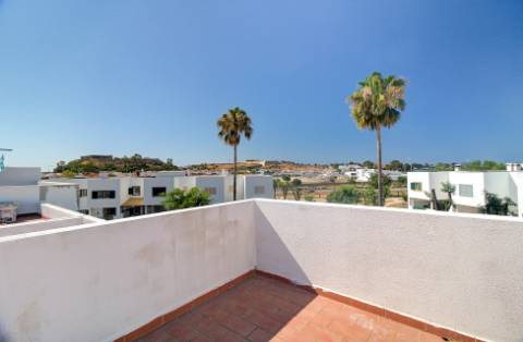 Moradia geminada V4 em Castro Marim