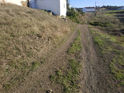 TERRENO COM RUINA - 4.960 M2 - COM NORA - ÁGUA DA BARRAGEM NA JUNQUEIRA EM CASTRO MARIM - ALGARVE