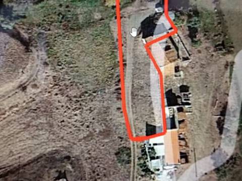 TERRENO COM RUINA - 4.960 M2 - COM NORA - ÁGUA DA BARRAGEM NA JUNQUEIRA EM CASTRO MARIM - ALGARVE