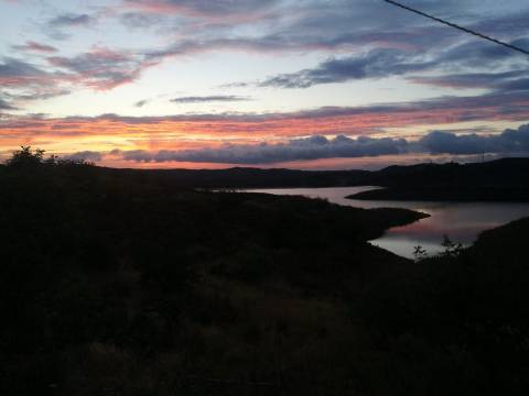 TERRENO COM 27.600 M2 - JUNTO AO LAGO - POSSIBILIDADE DE CONSTRUIR APOIO AGRICOLA - ALCARIAS GRANDES - CASTRO MARIM - ALGARVE