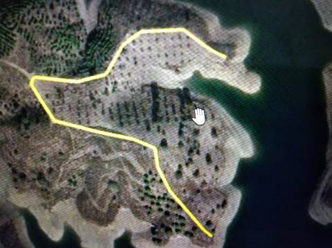 TERRENO COM 27.600 M2 - JUNTO AO LAGO - POSSIBILIDADE DE CONSTRUIR APOIO AGRICOLA - ALCARIAS GRANDES - CASTRO MARIM - ALGARVE