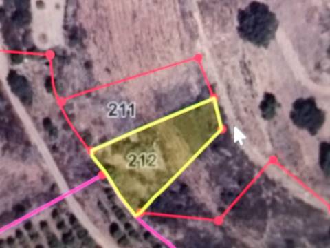 TERRENO COM 840 M2 - COM ÁRVORES - PRÓXIMO DA CORTE DO GAGO - CASTRO MARIM - ALGARVE