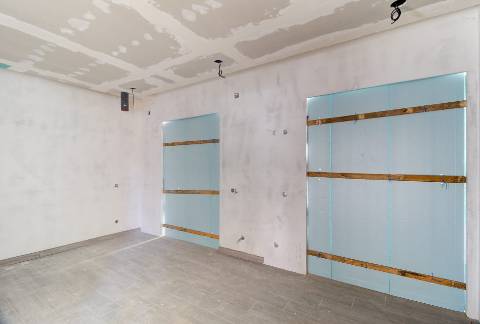 Moradia Isolada V4 com Piscina em Construção