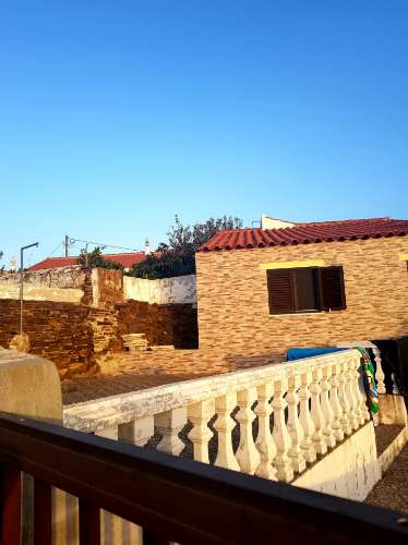 MORADIA V3 COM GARAGEM VINHA EIRA E TERRENO COM 2100 m2 - NA ALDEIA DA CORTE DO GAGO - CASTRO MARIM - ALGARVE