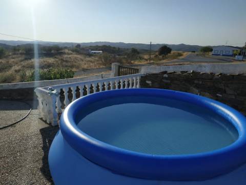 MORADIA V3 COM GARAGEM VINHA EIRA E TERRENO COM 2100 m2 - NA ALDEIA DA CORTE DO GAGO - CASTRO MARIM - ALGARVE