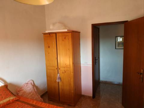 MORADIA V3 COM GARAGEM VINHA EIRA E TERRENO COM 2100 m2 - NA ALDEIA DA CORTE DO GAGO - CASTRO MARIM - ALGARVE