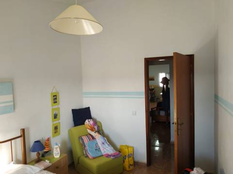 MORADIA V3 COM GARAGEM VINHA EIRA E TERRENO COM 2100 m2 - NA ALDEIA DA CORTE DO GAGO - CASTRO MARIM - ALGARVE