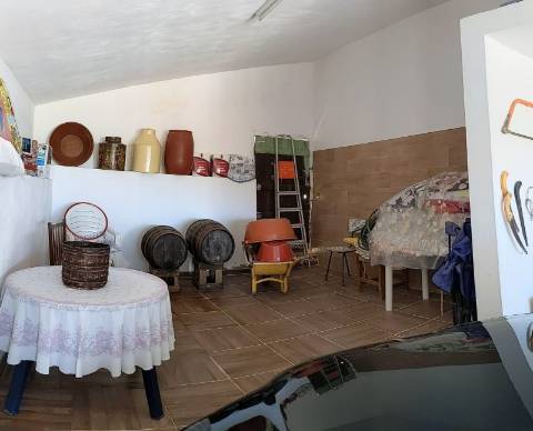 MORADIA V3 COM GARAGEM VINHA EIRA E TERRENO COM 2100 m2 - NA ALDEIA DA CORTE DO GAGO - CASTRO MARIM - ALGARVE