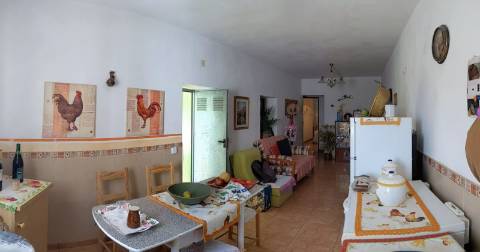 MORADIA V3 COM GARAGEM VINHA EIRA E TERRENO COM 2100 m2 - NA ALDEIA DA CORTE DO GAGO - CASTRO MARIM - ALGARVE