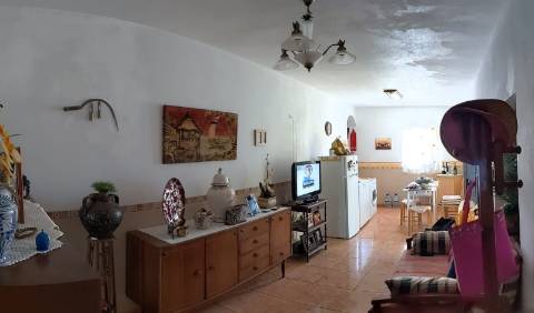 MORADIA V3 COM GARAGEM VINHA EIRA E TERRENO COM 2100 m2 - NA ALDEIA DA CORTE DO GAGO - CASTRO MARIM - ALGARVE