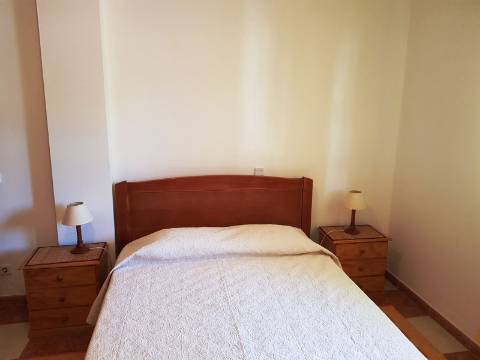 Apartamento T1 + 1 em Altura - Alagoa