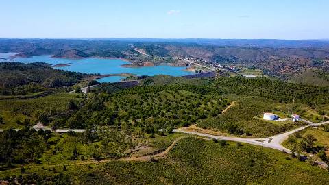 Terreno com Projeto Previamente Aprovado para Hotel Rural de 3 Estrelas - Oportunidade junto à Barragem de Odeleite