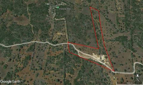 Terreno Rústico de 14020m2 vedado e com Furo