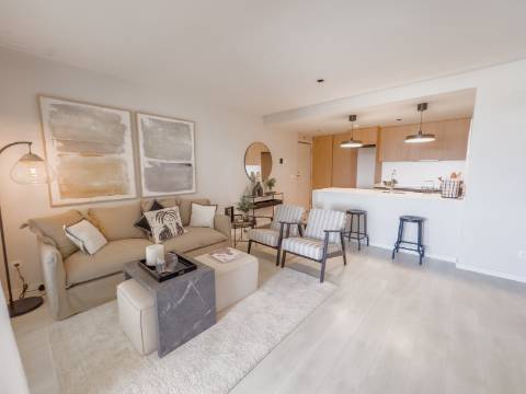 Apartamento T2 com Terraço e Piscina Comum em Isla de Canela