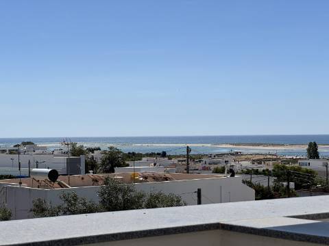 Fantásticas moradias em zona privilegiada da Fuzeta com vista mar!