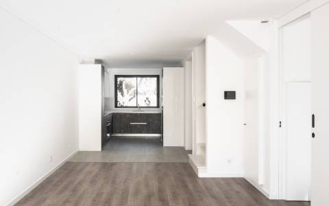 Fantásticas moradias em zona privilegiada da Fuzeta com vista mar!